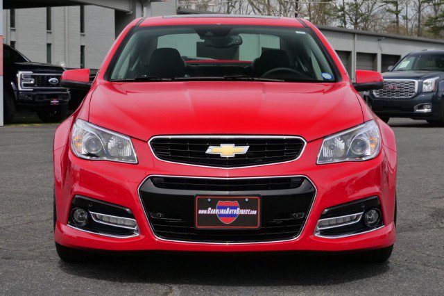 Used 2015 Chevrolet SS / 6.2L V8 / Sunroof / Heated & image 41