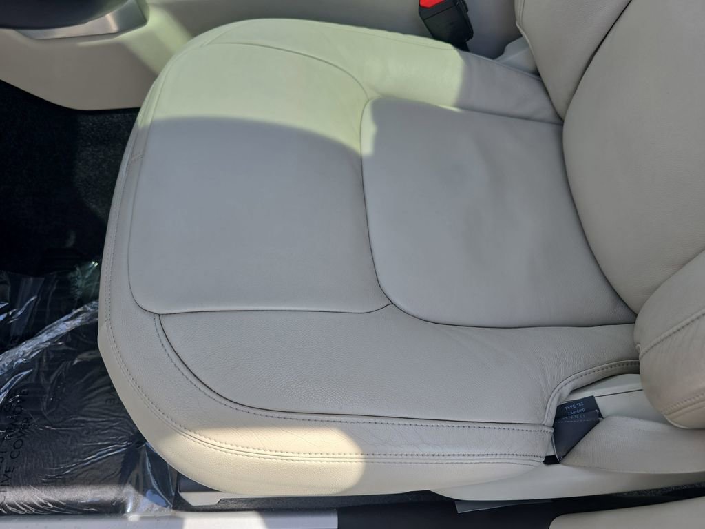 Used 2019 Land Rover Range Rover image 32