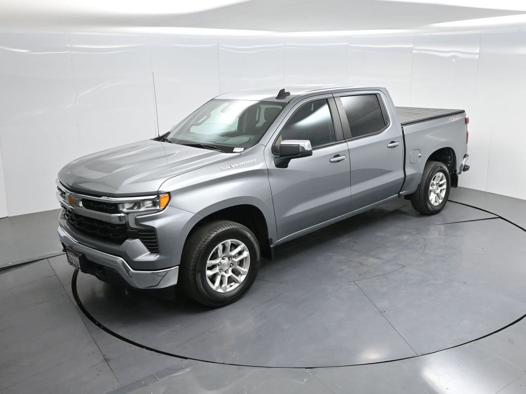 Used 2024 Chevrolet Silverado 1500 LT AWD/4WD image 46