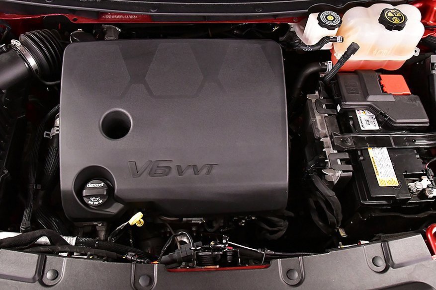 Used 2023 Chevrolet Traverse LT w/ LPO, Floor Liner Package image 33