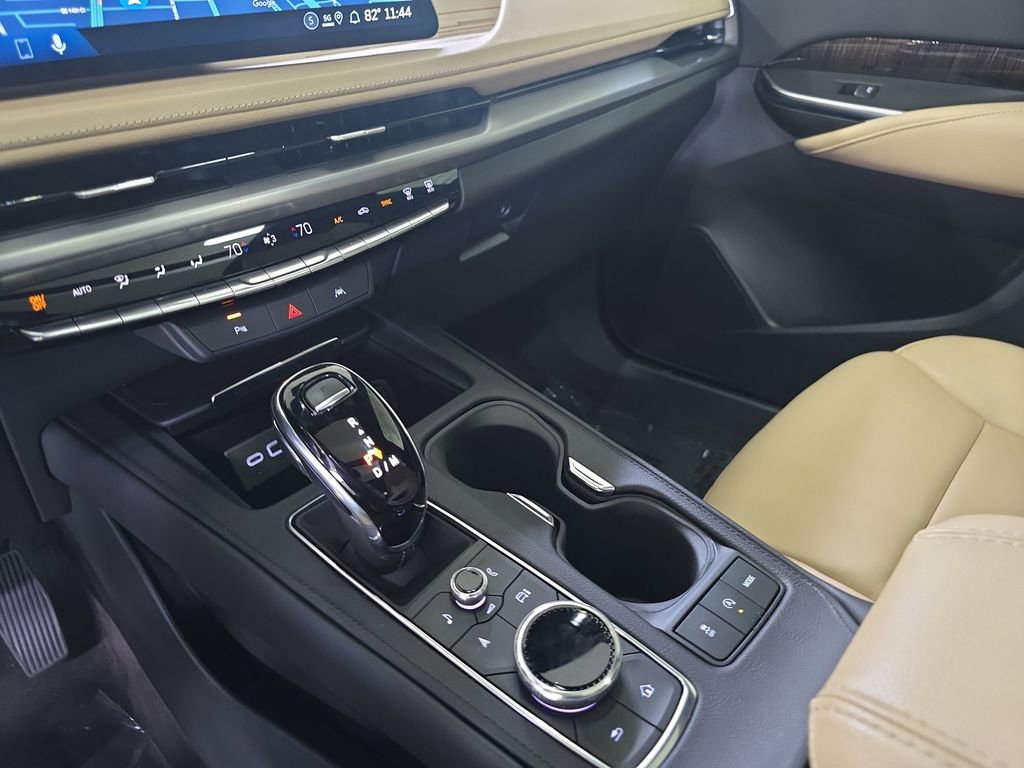 Used 2025 Cadillac XT4 Premium Luxury w/ Technology Package image 26