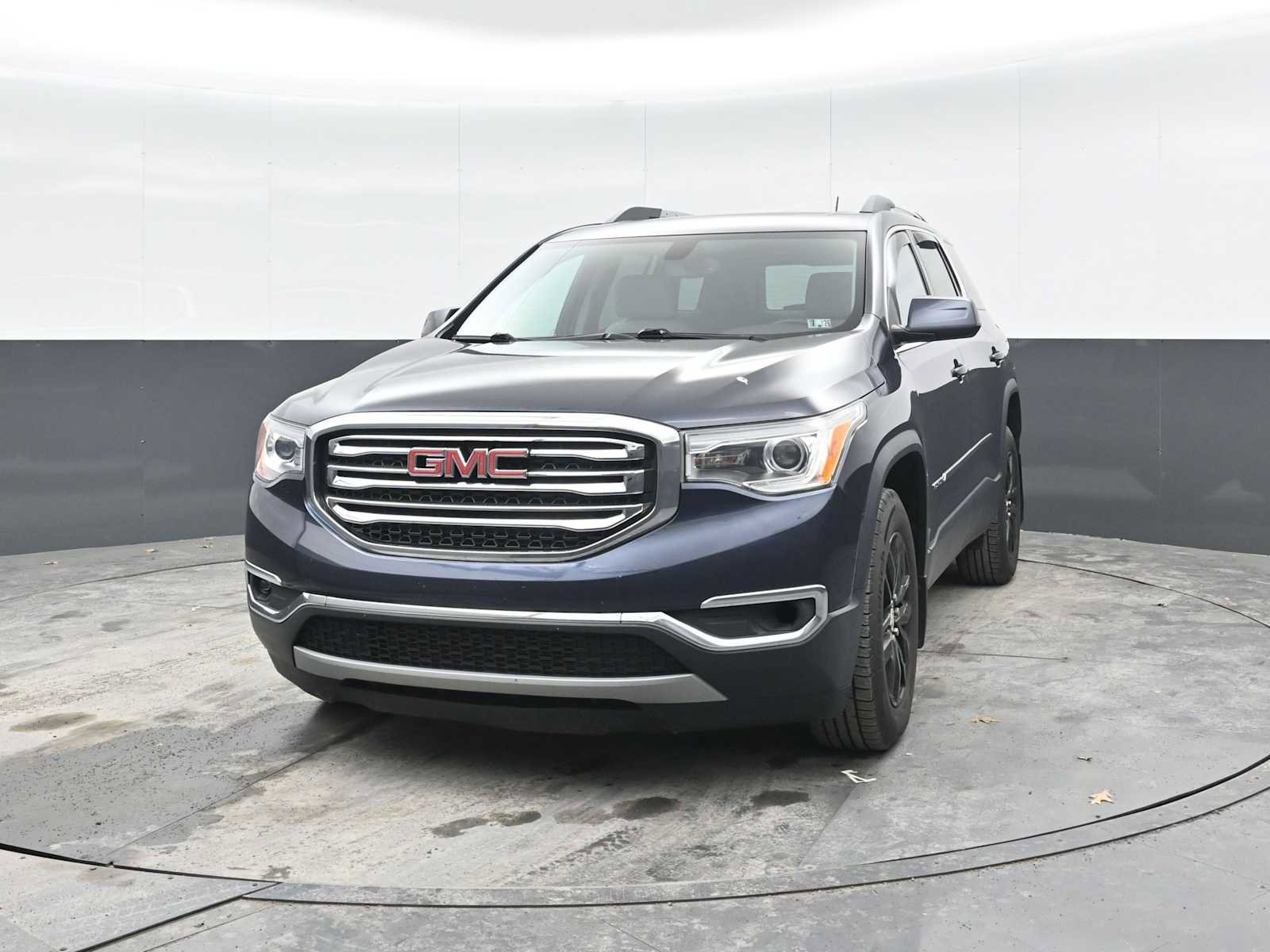Used 2019 GMC Acadia SLT image 4