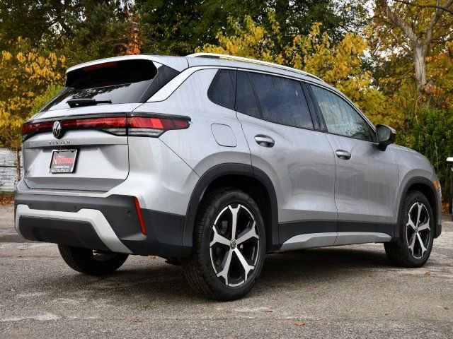 New 2026 Volkswagen Tiguan SE FWD image 7