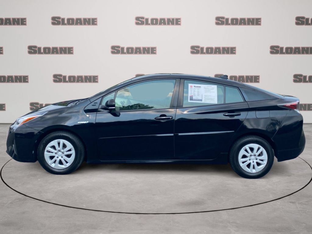 Used 2016 Toyota Prius Two FWD image 2