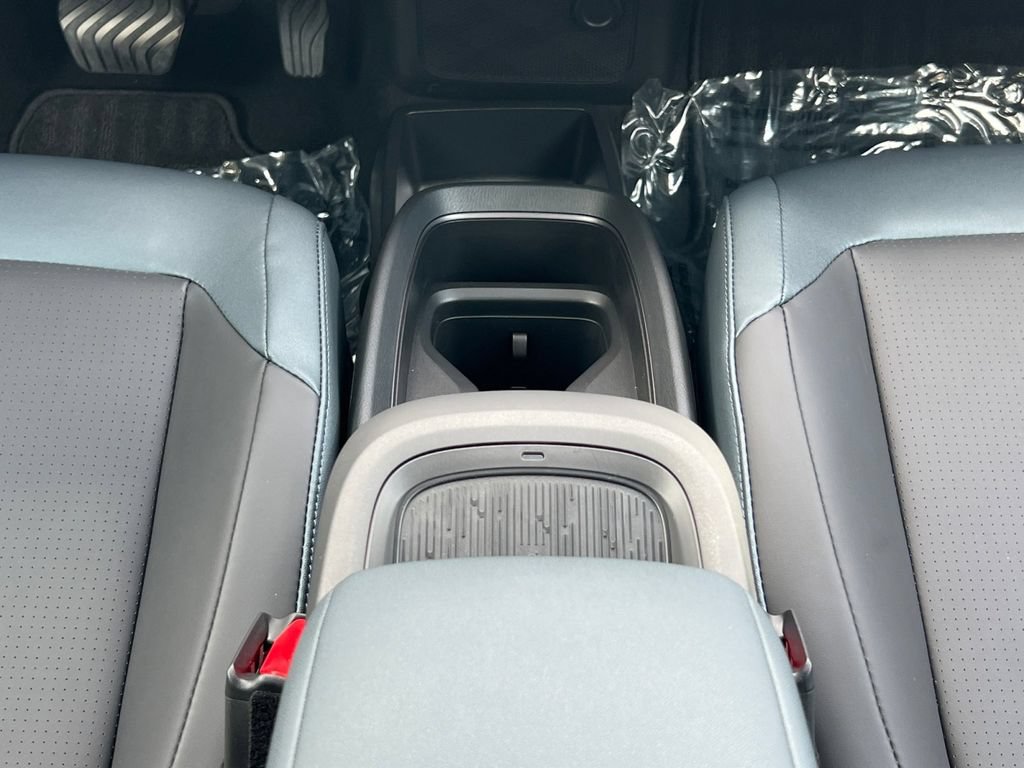 New 2026 Nissan Leaf SV+ w/ Floor Mat Package (SV+) FWD image 12