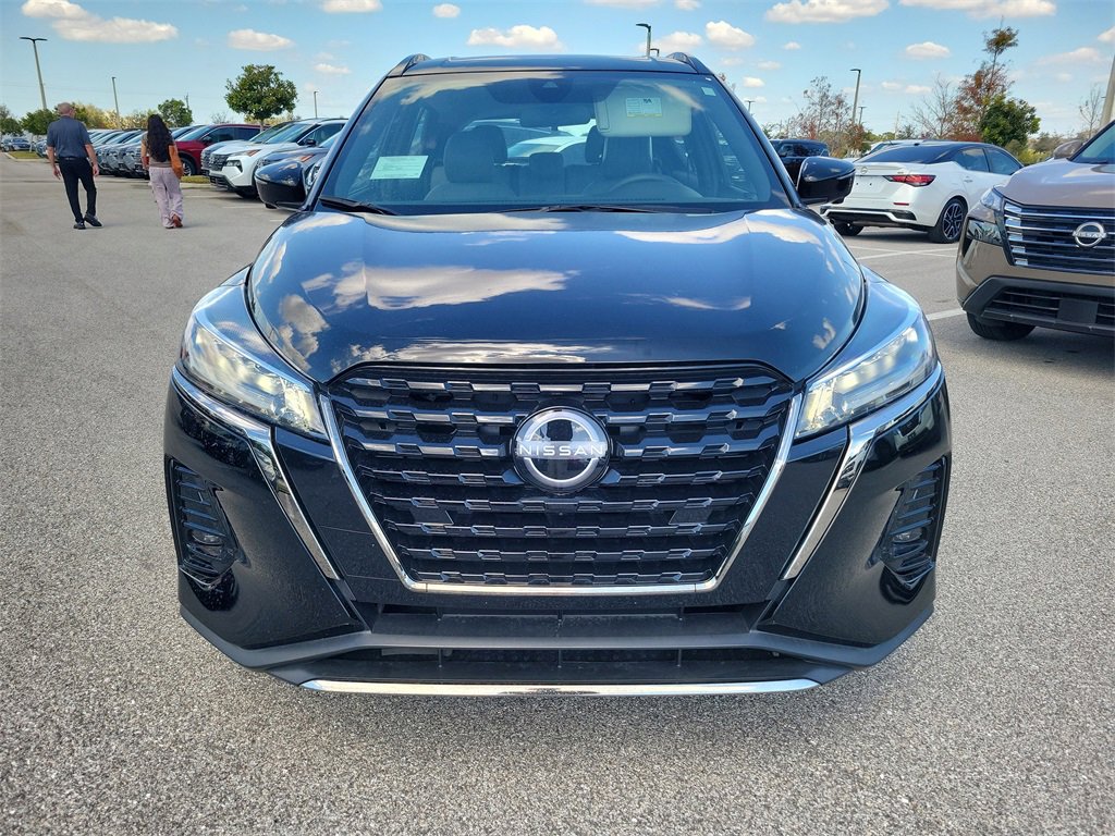Used 2024 Nissan Kicks SR w/ SR Premium Package image 10