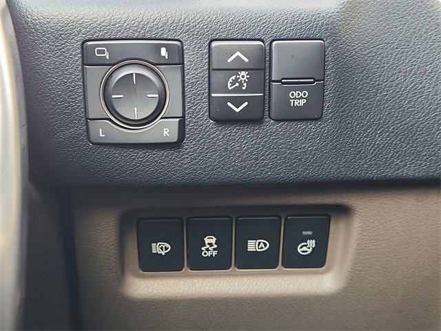 Used 2022 Lexus GX 460 Premium image 18