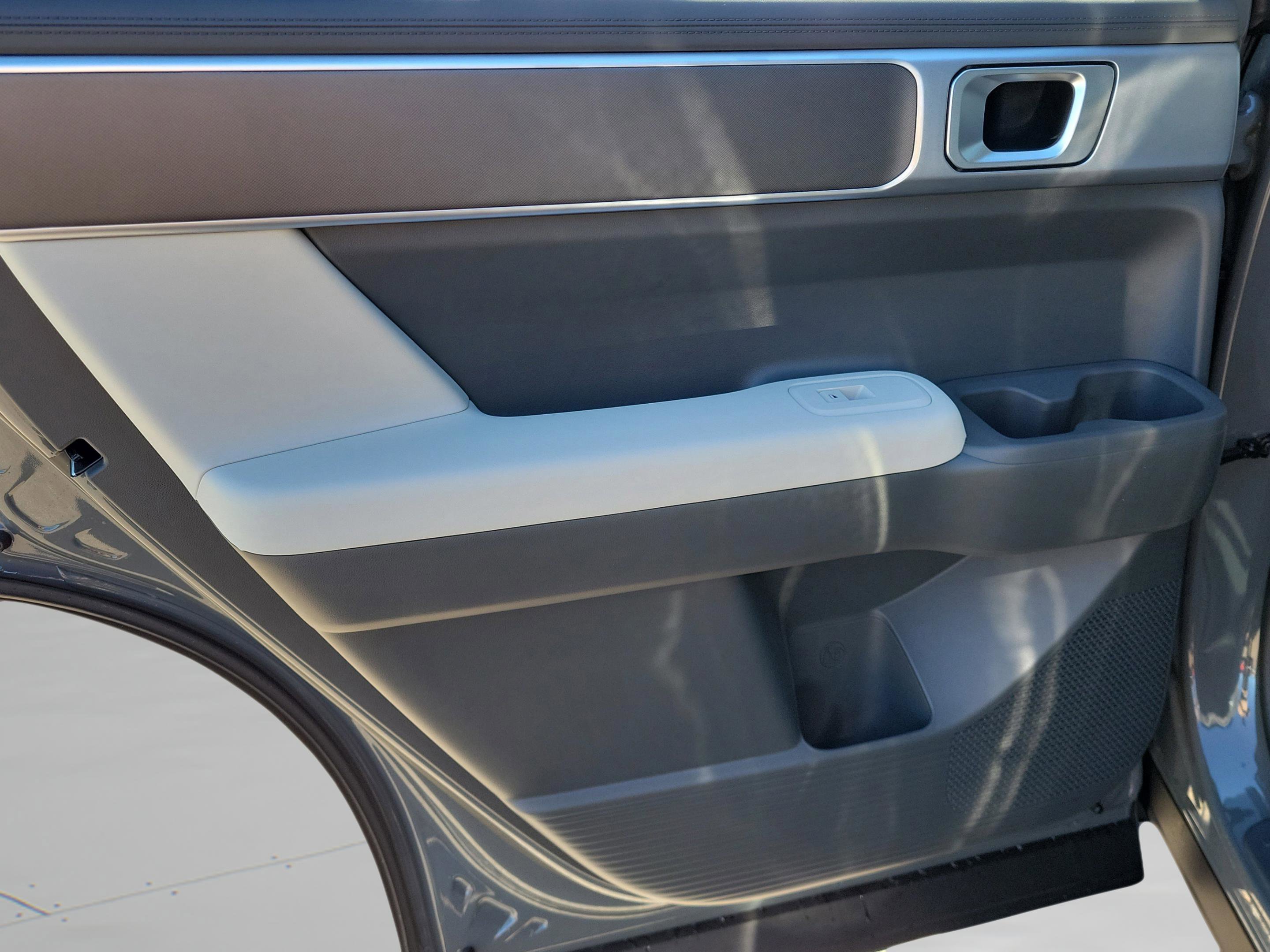 New 2026 Hyundai Santa Fe SE image 27