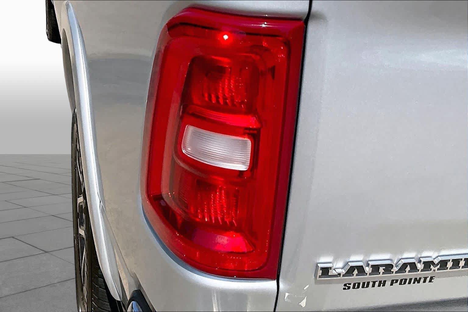 New 2027 RAM 1500 Laramie AWD/4WD image 14