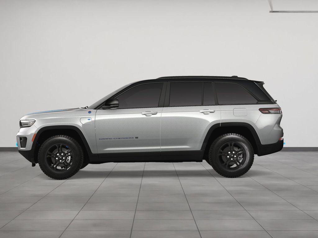 New 2024 Jeep Grand Cherokee Trailhawk w/ Advanced Protech Group II AWD/4WD image 3