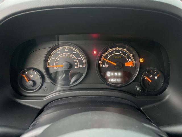Used 2016 Jeep Patriot Sport w/ Power Value Group AWD/4WD image 9