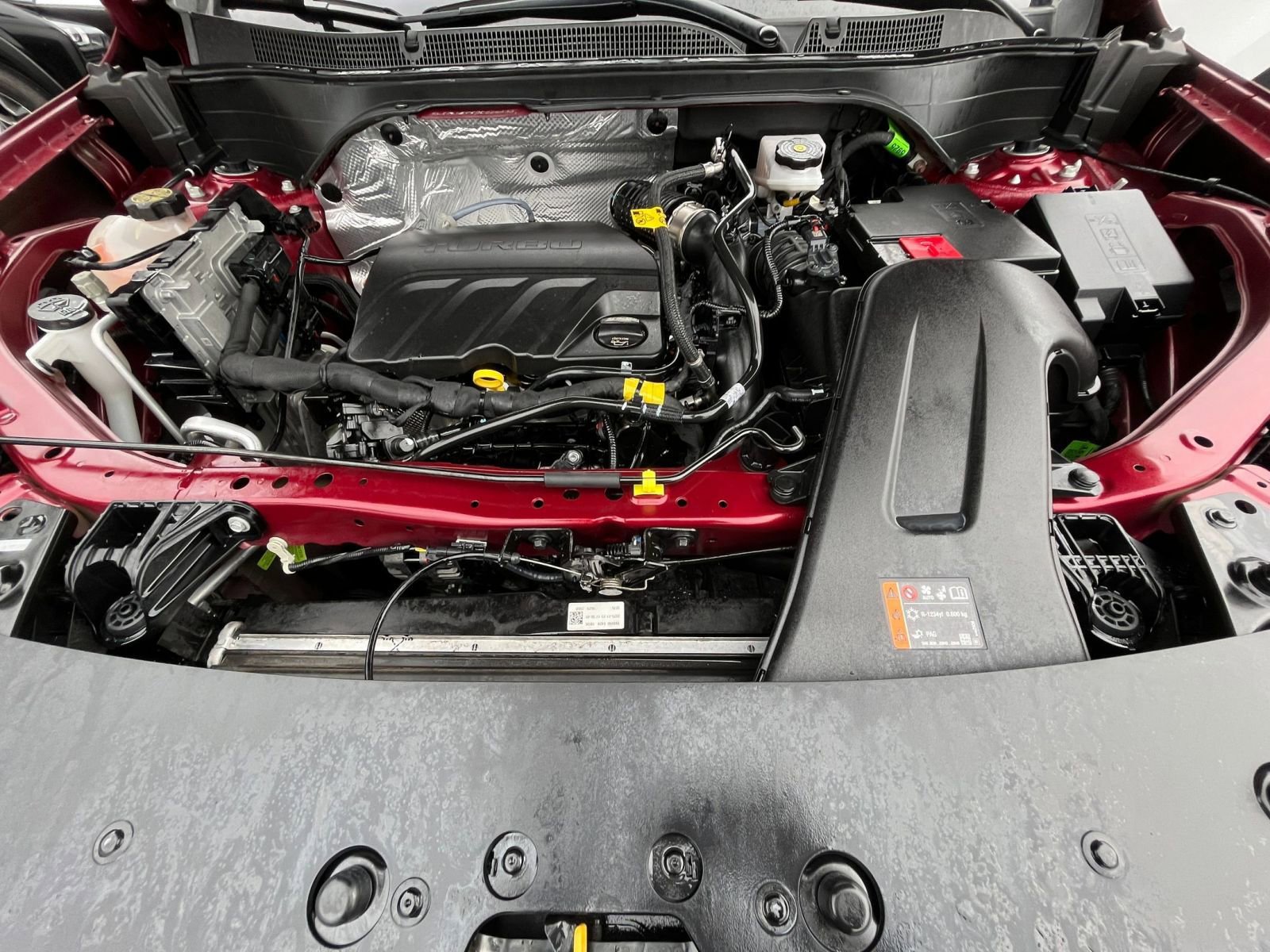Used 2025 Chevrolet Trax LT FWD image 32
