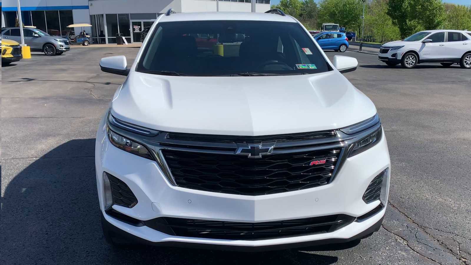 Certified 2023 Chevrolet Equinox RS AWD/4WD image 3