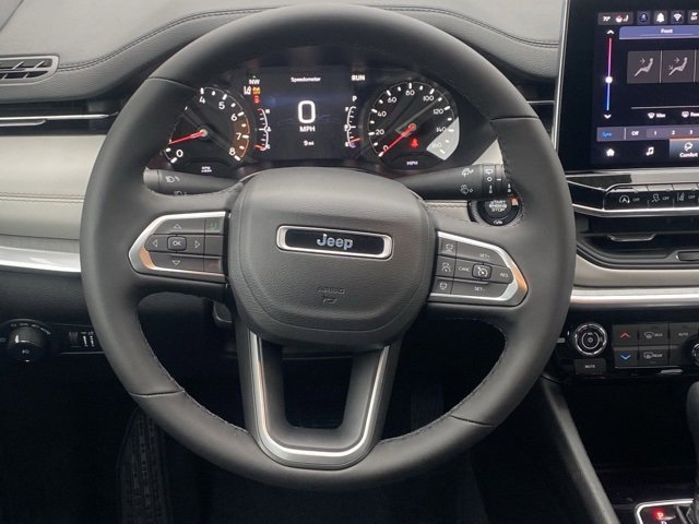 New 2026 Jeep Compass Limited image 36