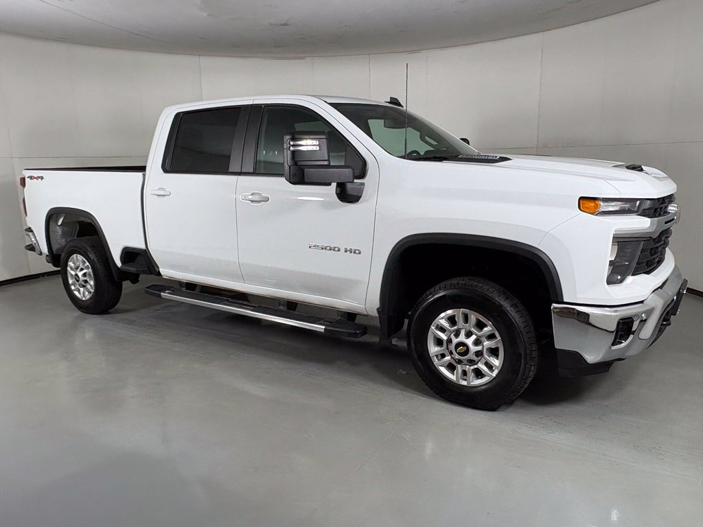 Certified 2025 Chevrolet Silverado 2500 LT w/ Safety Package AWD/4WD image 11