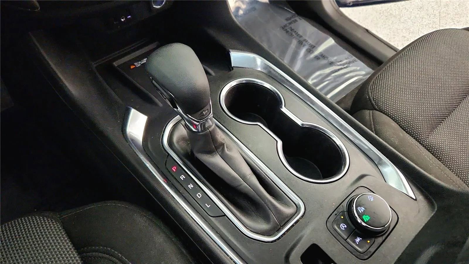 Used 2023 Chevrolet Traverse LT image 27