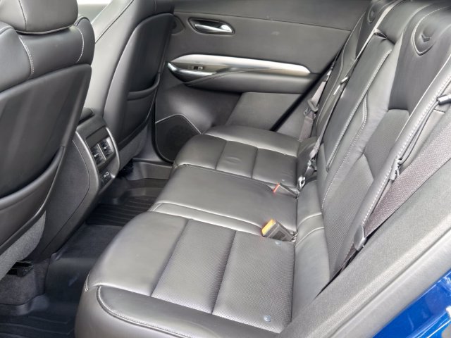 Used 2019 Cadillac XT4 Premium Luxury FWD image 11