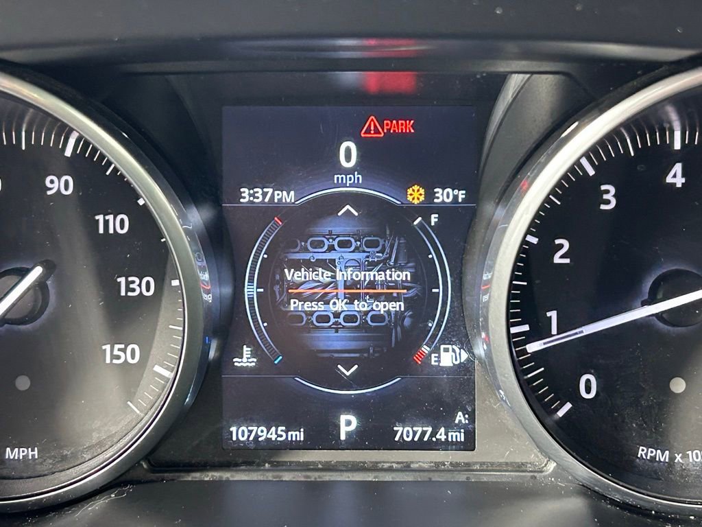 Used 2017 Land Rover Range Rover Evoque SE Premium image 26