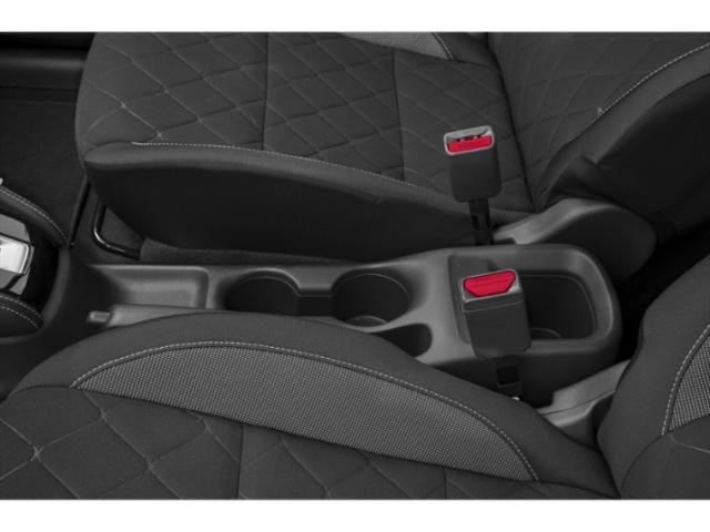 Used 2020 Nissan Kicks S image 18