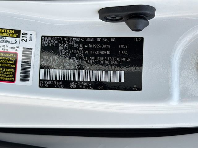 Used 2022 Toyota Sienna Limited FWD image 46