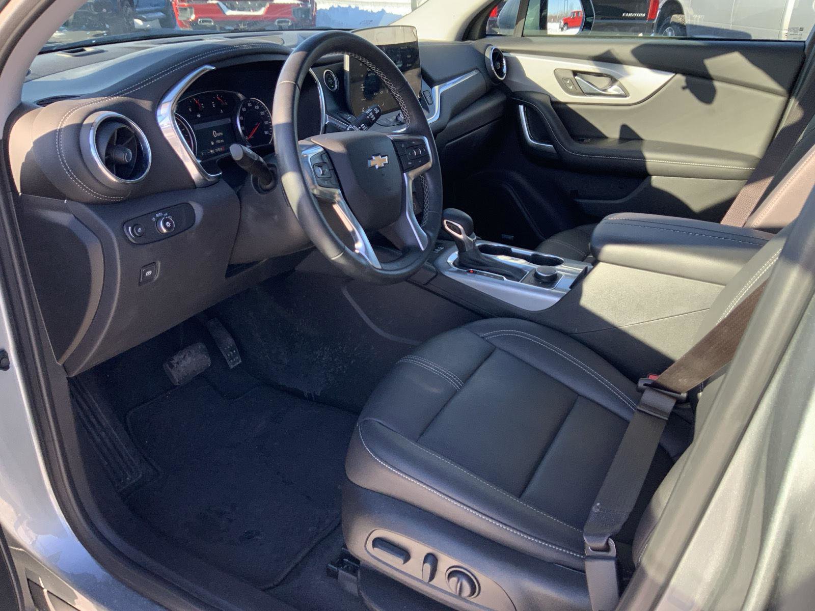 Used 2024 Chevrolet Blazer LT w/ Sound & Technology Package image 29