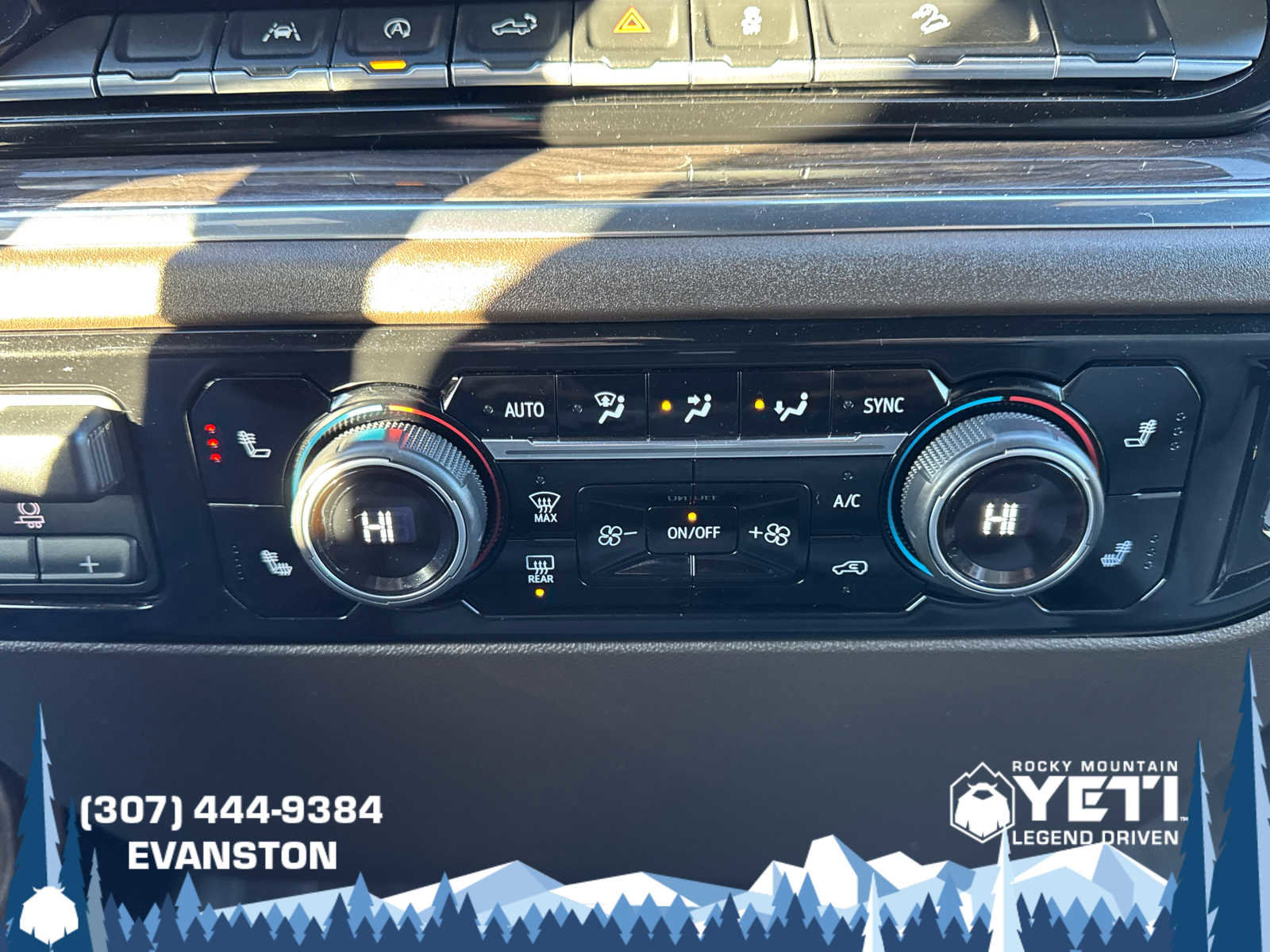 Used 2022 Chevrolet Silverado 1500 LTZ image 32