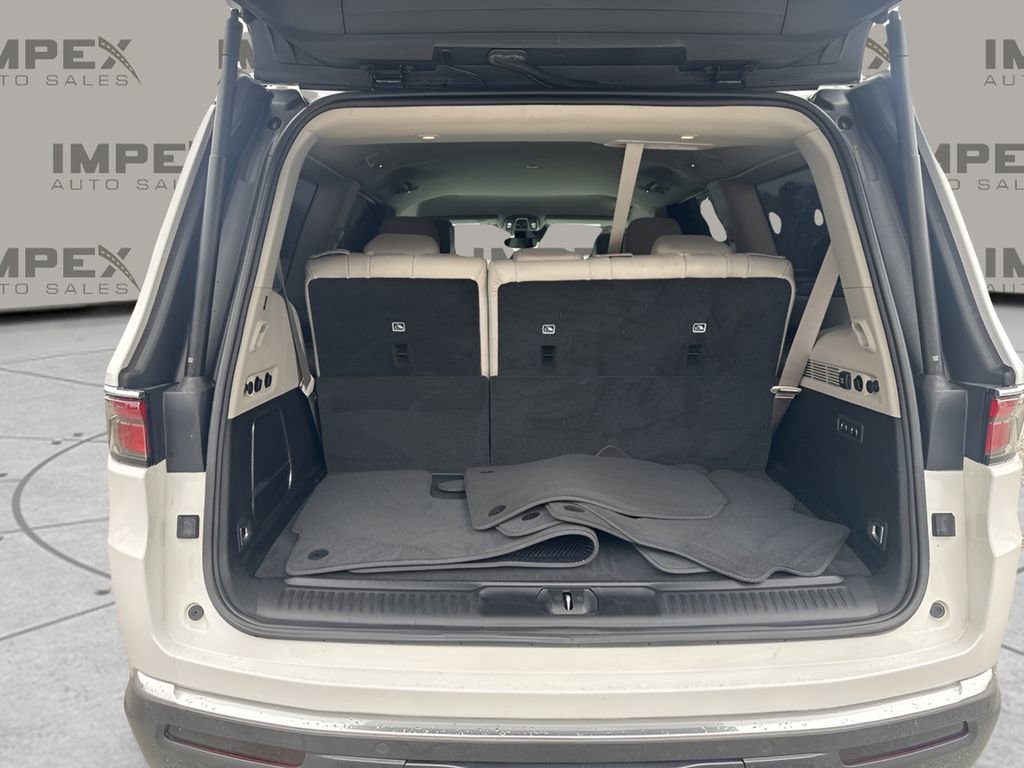 Used 2022 Jeep Wagoneer Series III image 31