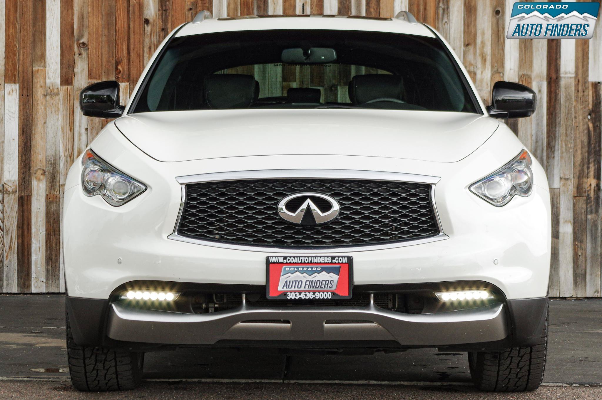 Used 2017 INFINITI QX70 AWD w/ Limited Package image 6