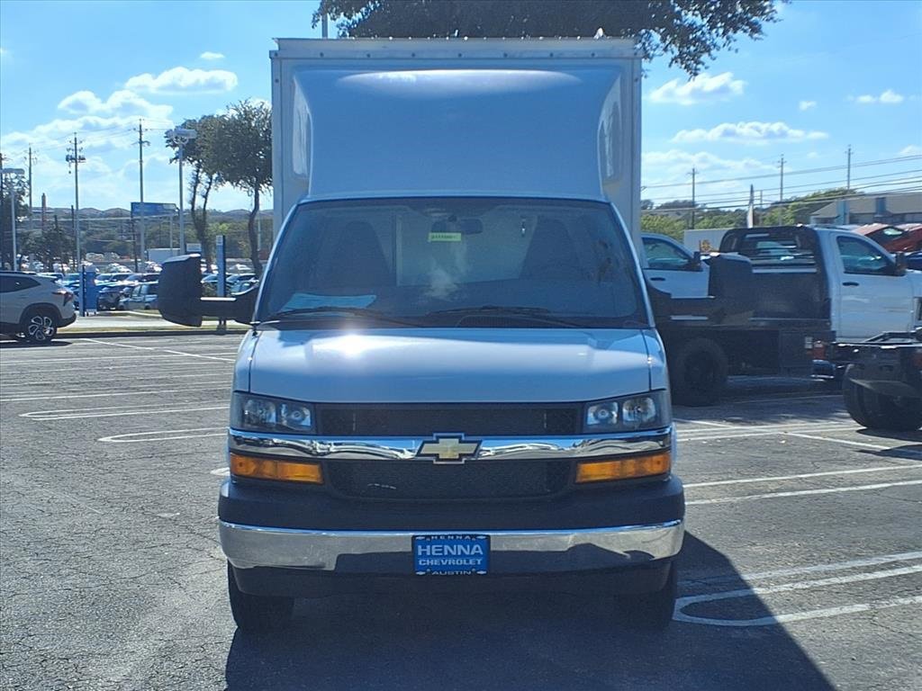 New 2025 Chevrolet Express 3500 w/ Power Convenience Package video 2