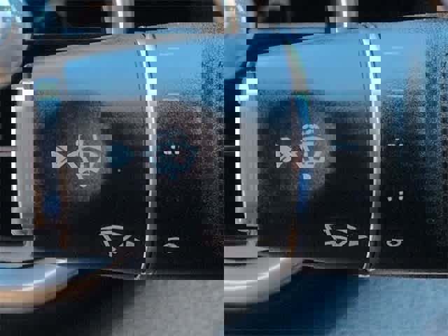 Used 2018 Mercedes-Benz C 300 Sedan image 28