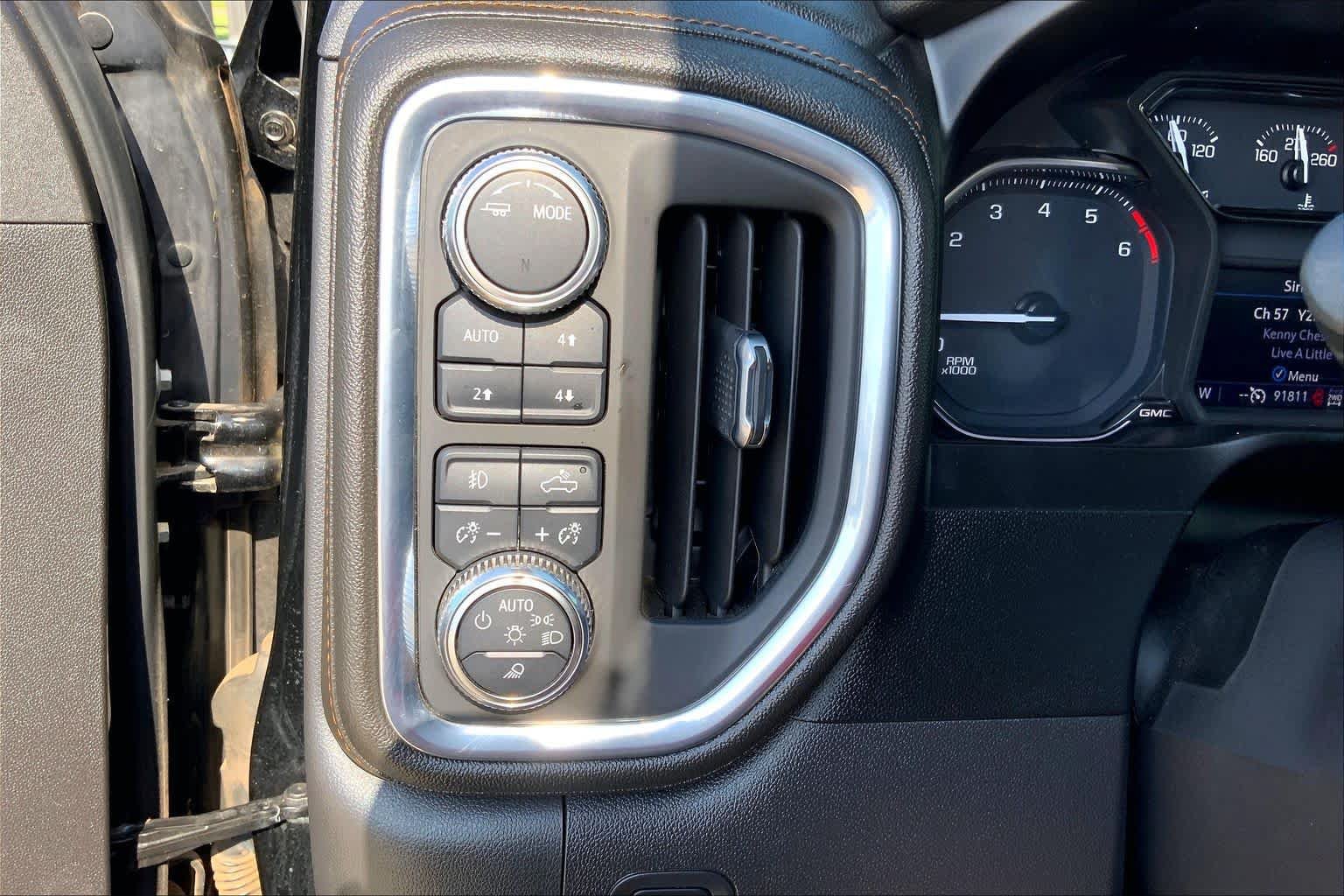 Used 2021 GMC Sierra 1500 AT4 AWD/4WD image 33