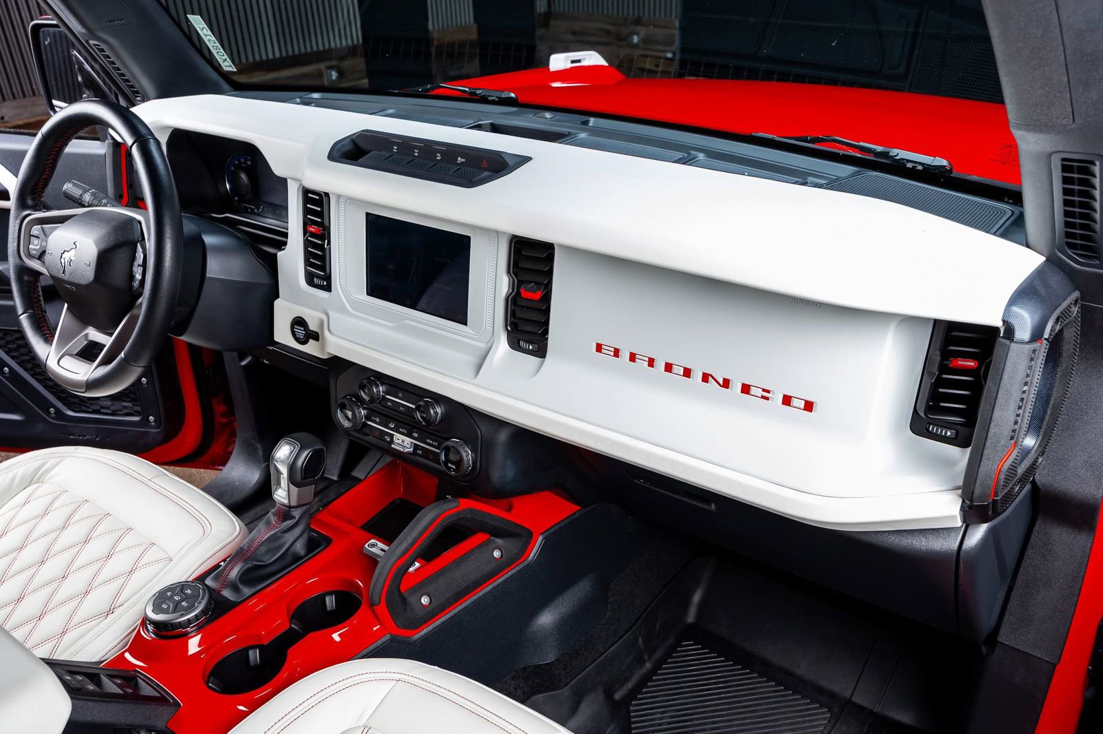 Used 2023 Ford Bronco Heritage Edition AWD/4WD image 17