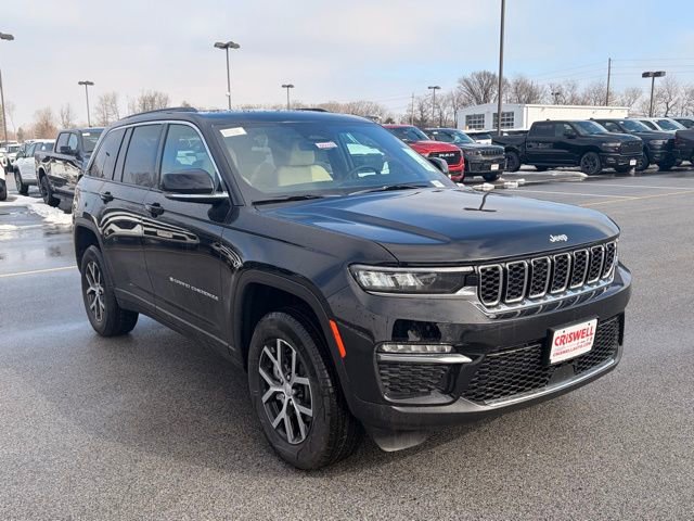 New 2025 Jeep Grand Cherokee Limited AWD/4WD image 2