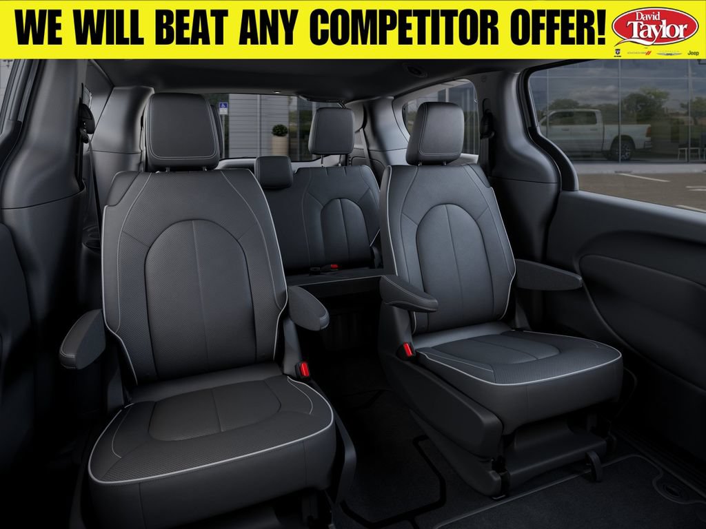New 2027 Chrysler Pacifica Limited AWD/4WD image 16