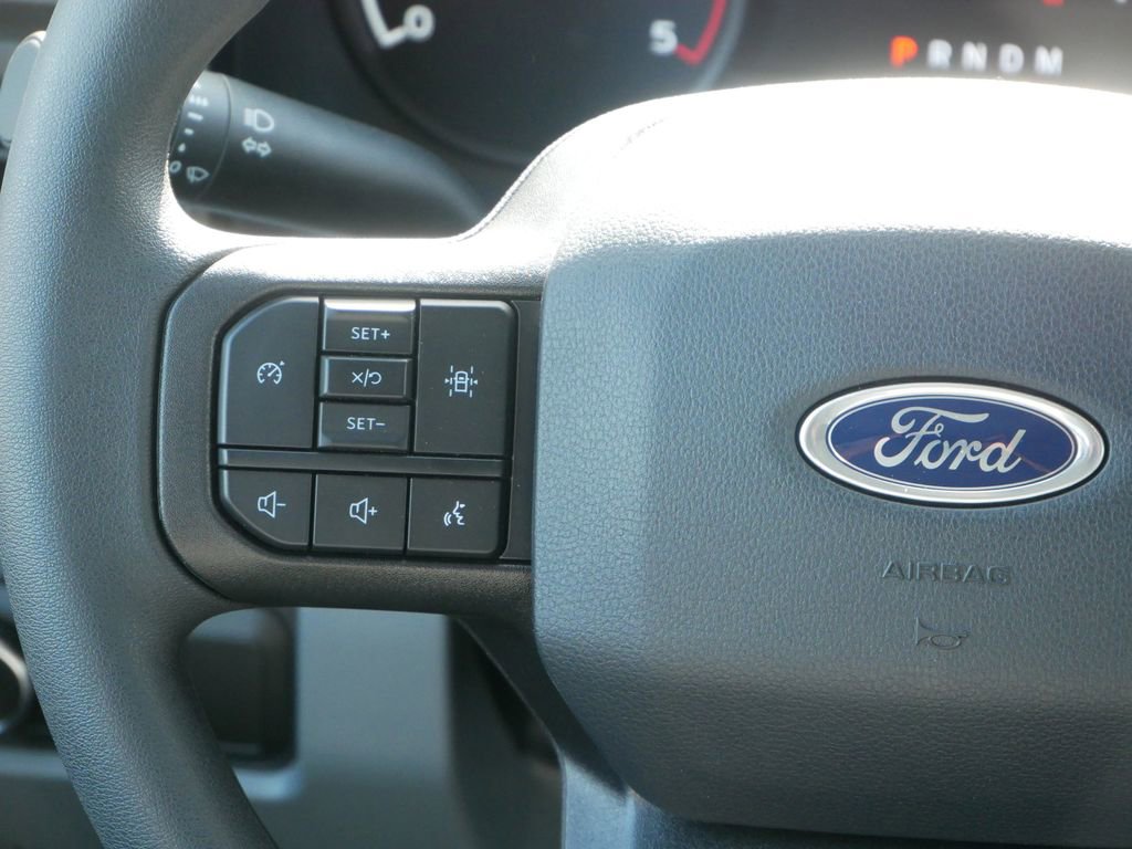 New 2026 Ford F550 4x4 Crew Cab Super Duty image 17