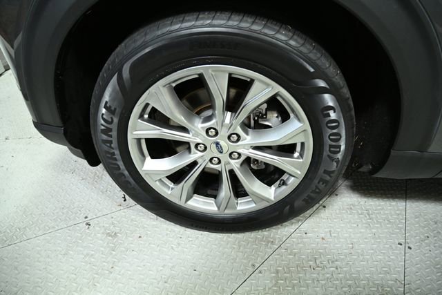 Used 2021 Ford Explorer Limited w/ Equipment Group 301A image 18