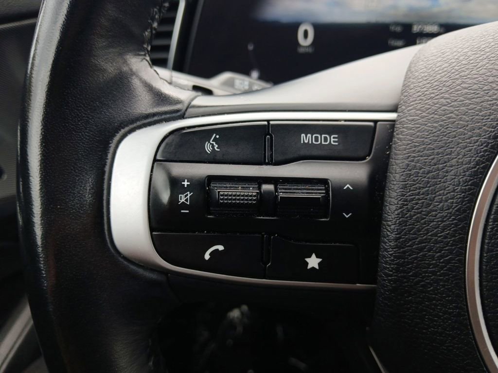 Used 2024 Kia Sportage SX image 18