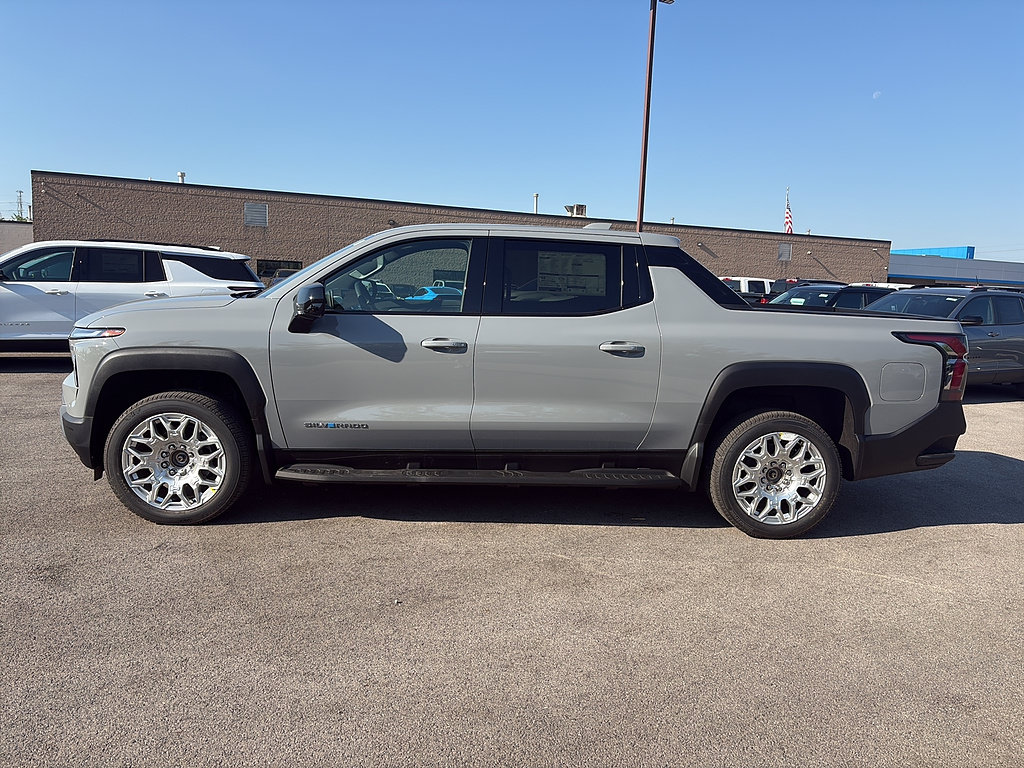 New 2026 Chevrolet Silverado EV LT AWD/4WD image 2