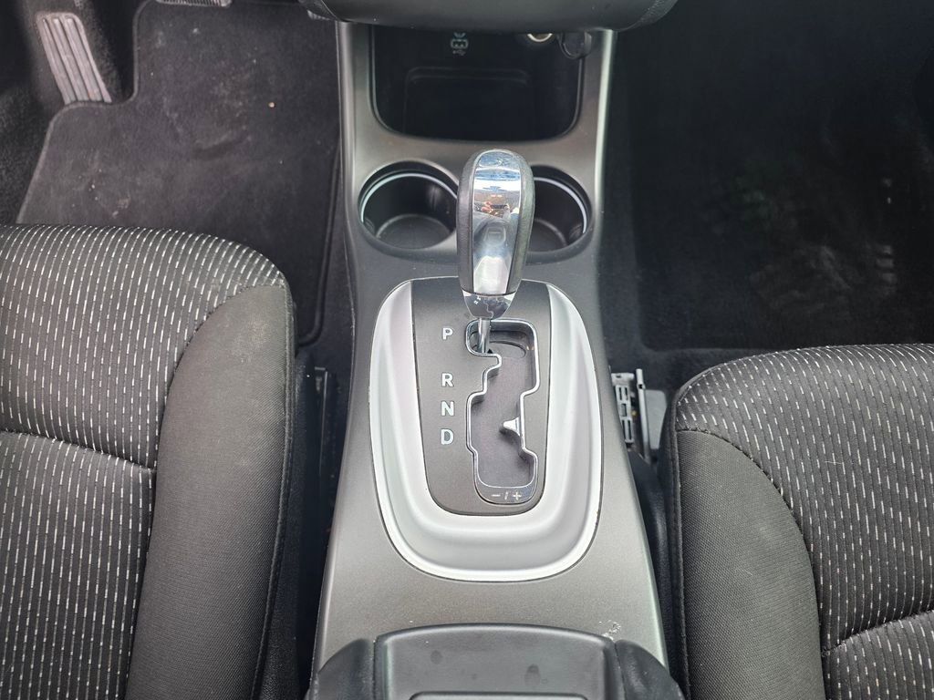 Used 2020 Dodge Journey SE w/ SE Popular Equipment Group image 21