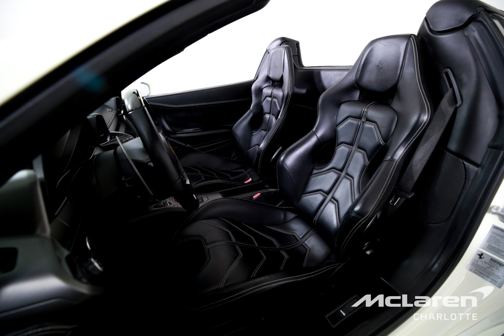 Used 2014 Ferrari 458 Spider RWD image 12