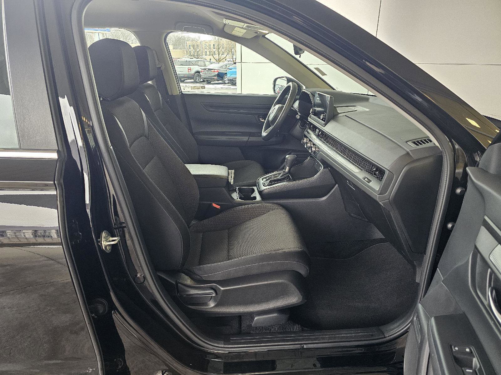 Used 2024 Honda CR-V LX image 12