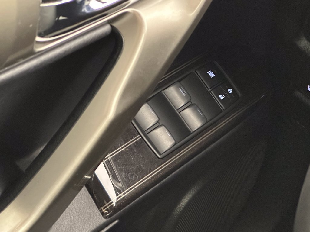 Used 2020 Lexus GX 460 Premium AWD/4WD image 38