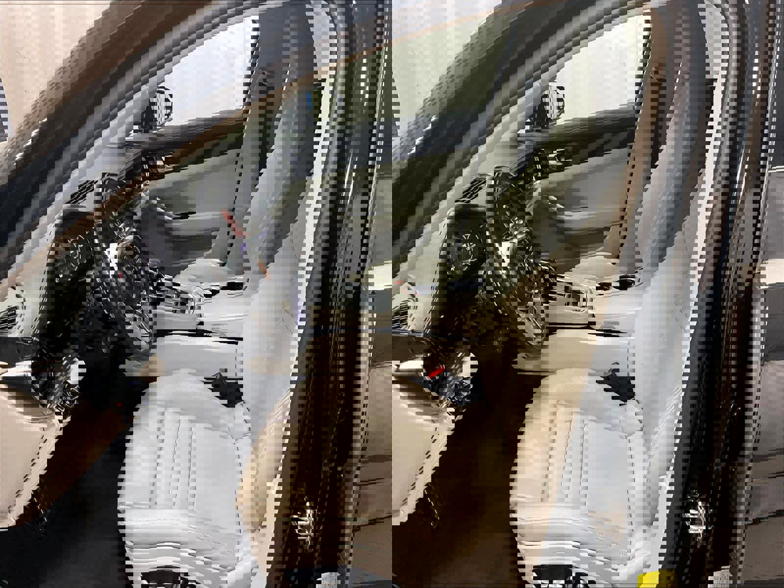 Used 2018 Porsche Panamera 4S image 10