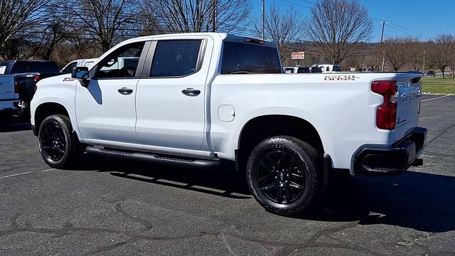 Certified 2025 Chevrolet Silverado 1500 Custom Trail Boss w/ Turbomax Blackout Package AWD/4WD image 6