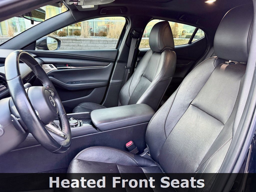 Used 2020 MAZDA MAZDA3 Premium image 9