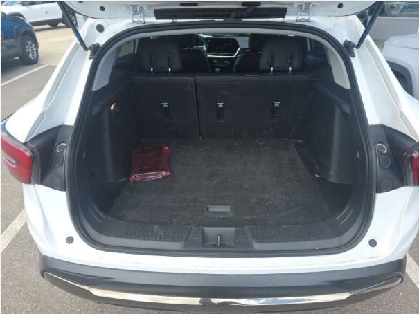 Used 2024 Chevrolet Trax ACTIV w/ Driver Confidence Package FWD image 11