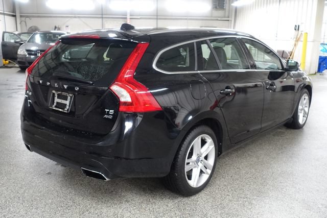 Used 2015 Volvo V60 T5 Platinum w/ Climate Package AWD/4WD image 7