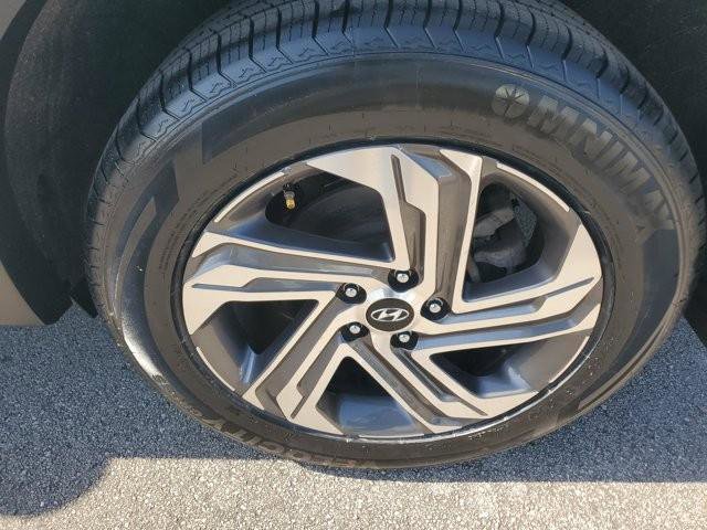 Certified 2023 Hyundai Santa Fe SEL image 9