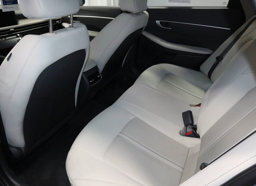 Certified 2025 Hyundai Sonata SEL image 21