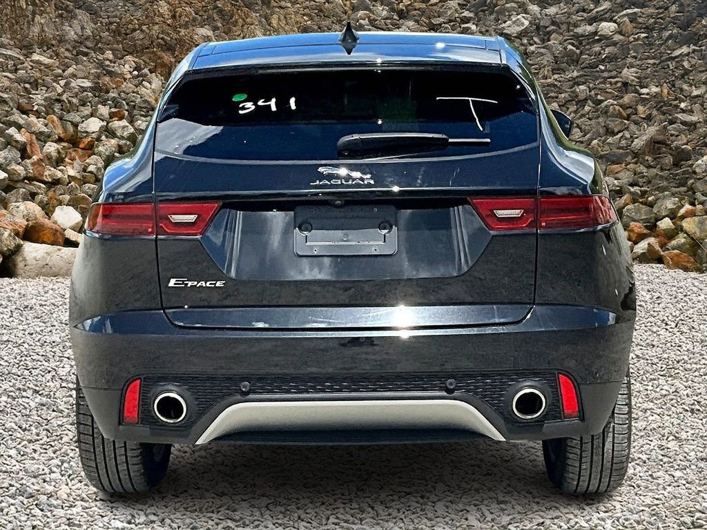 Used 2022 Jaguar E-PACE SE image 4